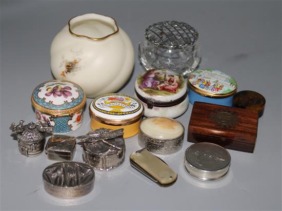 Various trinket boxes in silver, ceramic, etc. and a Royal Worcester pot